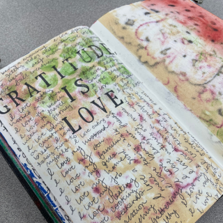 Gratitude Art Journaling: A Guided Exploration